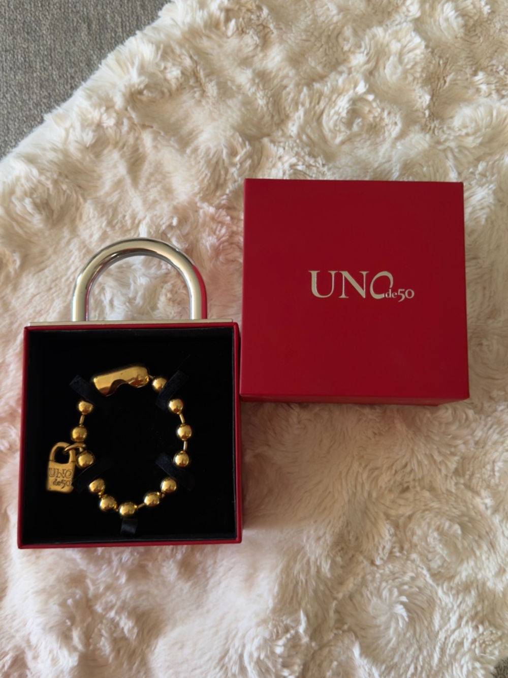 UNO de 50 Gold Bead Bracelet with Padlock Charm (authentic).